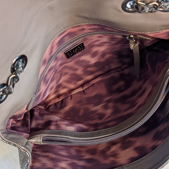 Stuart Weitzman faux snakeskin silver purse - Picture 15 of 16